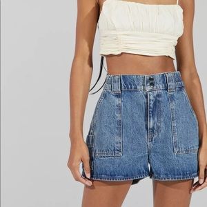 BDG High-Waisted Skate Short – Size Medium. NWT